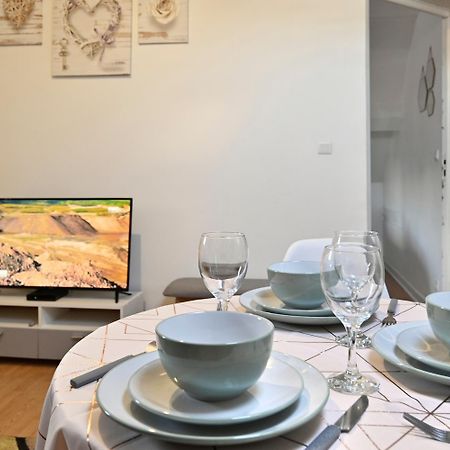 T2 Cosy Et Lumineux - Proche Centre Et Commodites Сен-Кантен Экстерьер фото